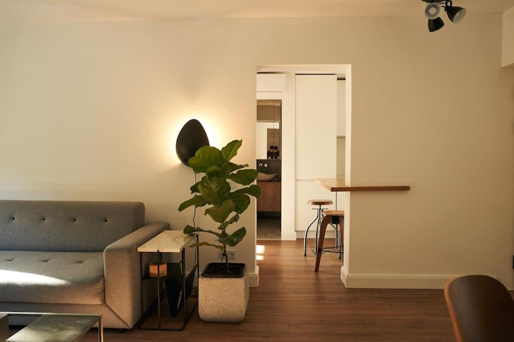 Ultracentral Two Rooms Apartment In Bucharest Bucareste Exterior foto