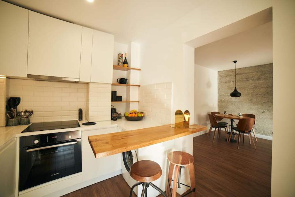 Ultracentral Two Rooms Apartment In Bucharest Bucareste Exterior foto