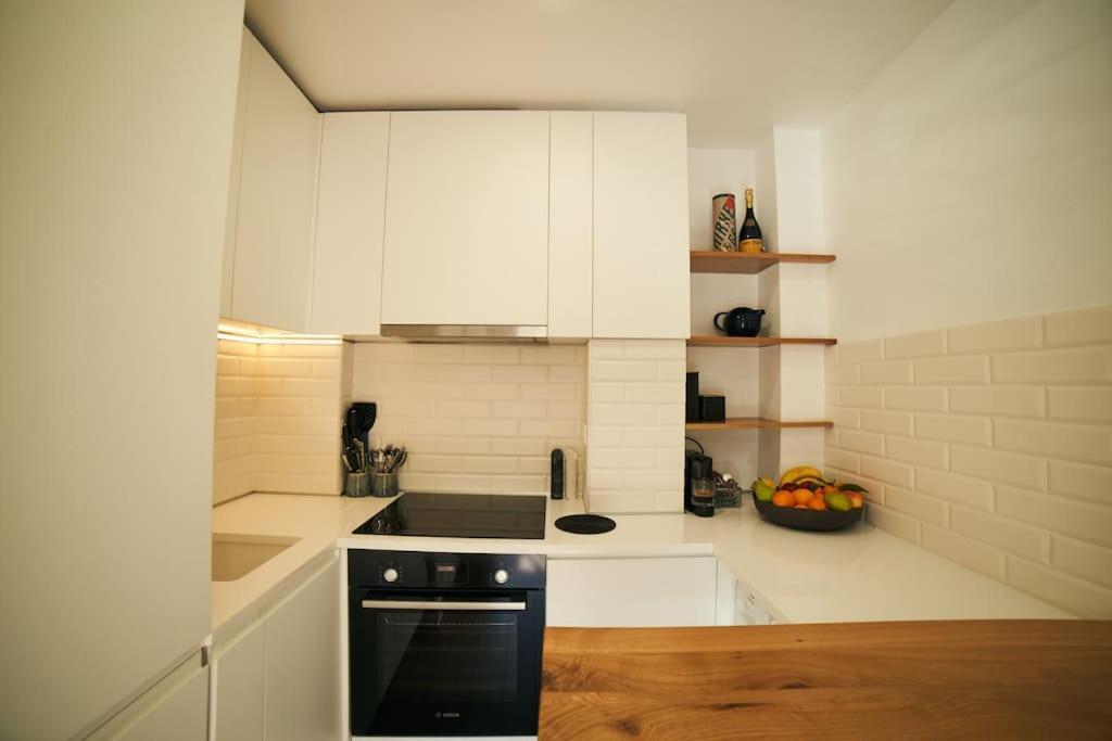 Ultracentral Two Rooms Apartment In Bucharest Bucareste Exterior foto